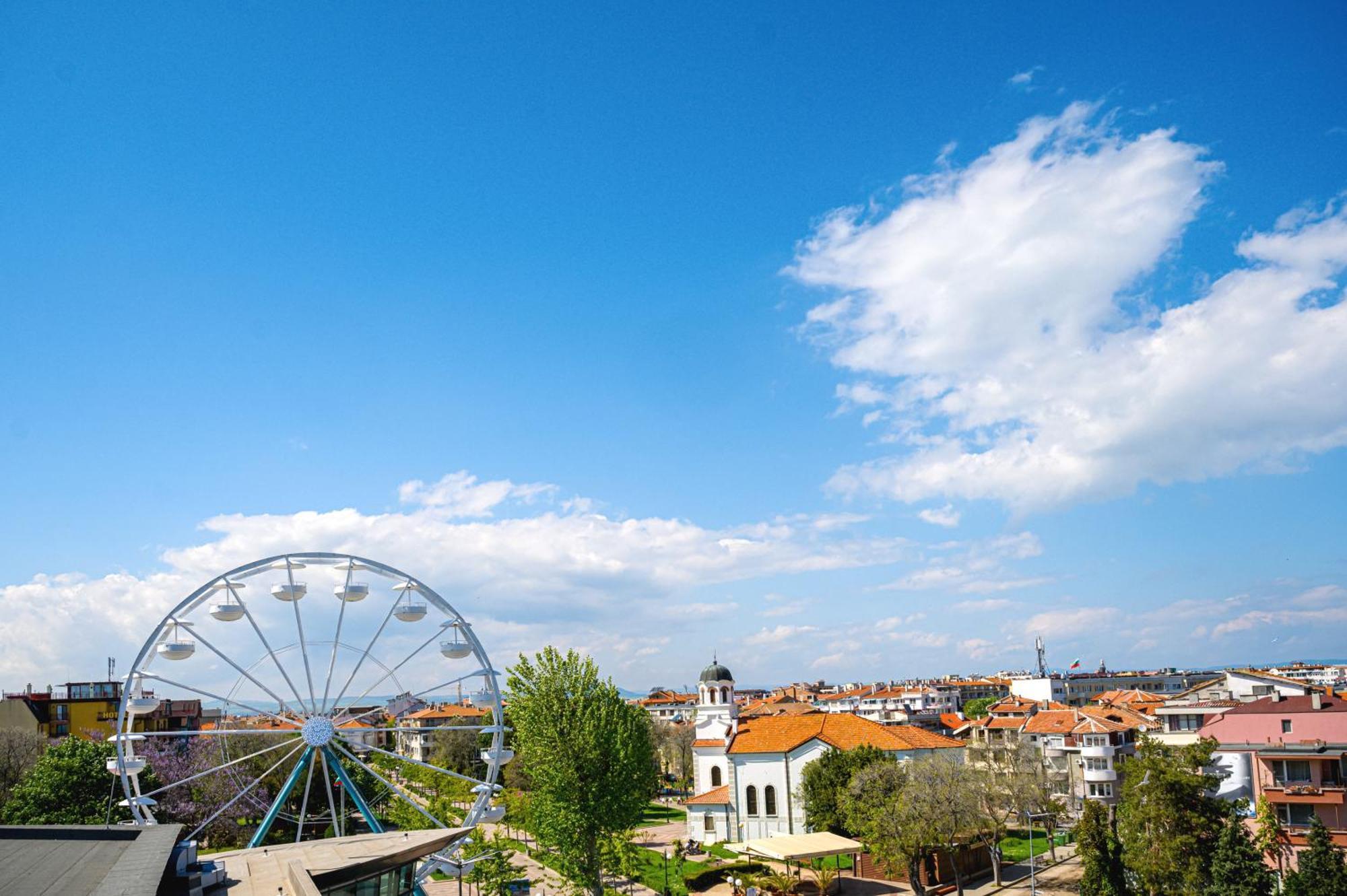 Paradise Hotel & Relax Center Pomorie Exterior photo